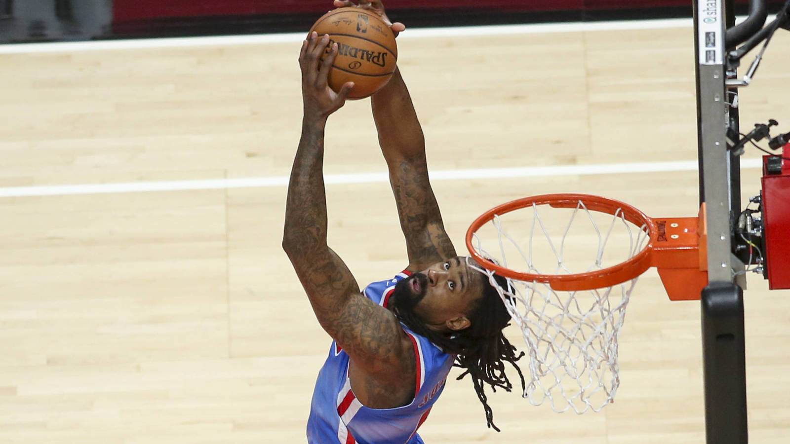 DeAndre Jordan signs with Lakers after buyout, trade