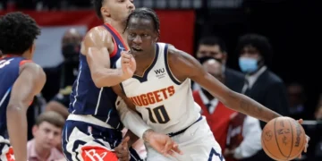 Bol Bol Won’t Play For Magic This Season