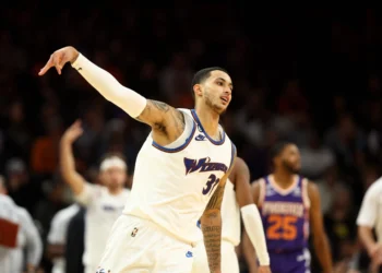 Key Points: Kyle Kuzma Scores 29, Leads Wizards Past Suns in Phoenix