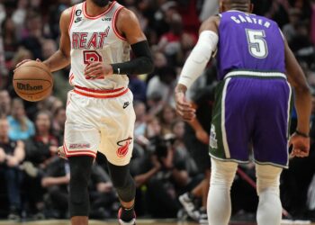 Key Points: Vincent, Adebayo Lead Heat Past Bucks in Miami