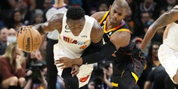 Key Points: Victor Oladipo Scores 26, Leads Heat Past Suns in Phoenix