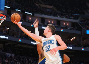Key Points: Banchero, Wagner Lead Magic Past Warriors in San Francisco