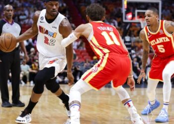 Key Points: Jimmy Butler Drops 26, Leads Heat Past Hawks Again In Miami