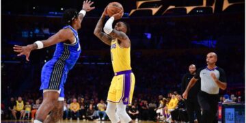 Key Points: Russell, Davis Lead The Way For Lakers, Defeat Magic 106-103 In Los Angeles