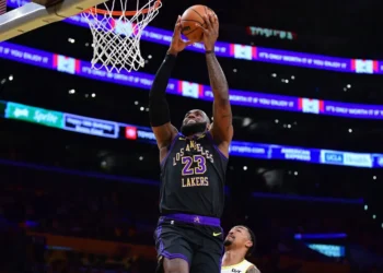Key Points: LeBron James Scores 39,000 Career Points, Leads Lakers Past Jazz
