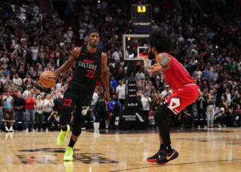 Key Points: Jimmy Butler Hits Game-Winner At Buzzer, Heat Defeat Bulls 118-116 in Miami