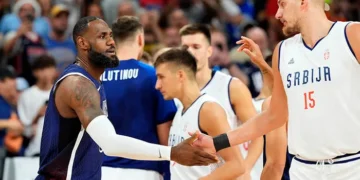 Key Points: LeBron James, Kevin Durant Go Off, Lead Team USA Past Serbia 110-84