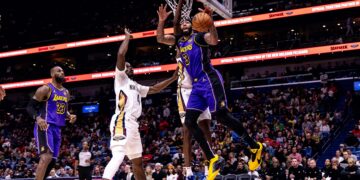 Key Points: Anthony Davis Scores 31 Against Former Team, Lakers Defeat Pelicans 104-99 in New Orleans